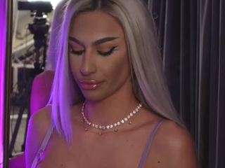 karlabart — Camsoda recorded stream image, 03.10.2025 19:20