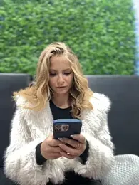 AnastasiaAniess — Stripchat recorded stream image, 04.10.2025 18:30