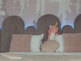 karlabart — Camsoda recorded stream image, 19.02.2025 05:20