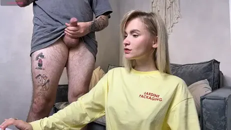 Adelovenick — Stripchat recorded stream image, 05.10.2025 07:50