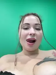 dreams4u — Stripchat recorded stream screenshot (05 Oct 2025)