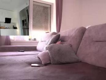 innocentemmy — Chaturbate recorded stream image, 19.02.2025 09:30