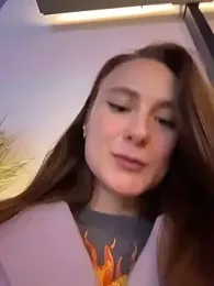 Dina_Tease — Stripchat recorded stream image, 06.10.2025 12:40