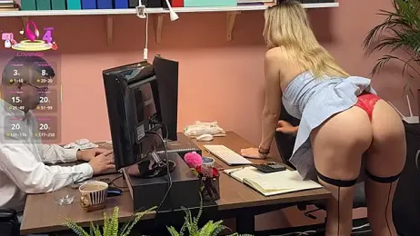 legsLONG — Stripchat recorded stream image, 07.10.2025 04:00