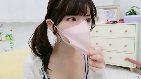 -minami- — Stripchat recorded stream image, 07.10.2025 12:00