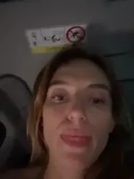 -AngelAri- — Stripchat recorded stream image, 07.10.2025 21:00