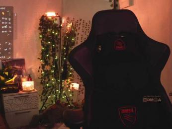 _Q_ — Bongacams recorded stream image, 07.10.2025 20:20