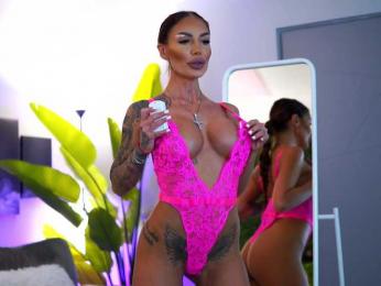 RaquelleVon — Bongacams recorded stream image, 08.10.2025 09:00