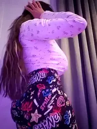 _arabica_ — Stripchat recorded stream image, 19.02.2025 18:30