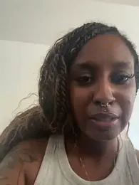 Your_Paris — Stripchat recorded stream image, 08.10.2025 15:50