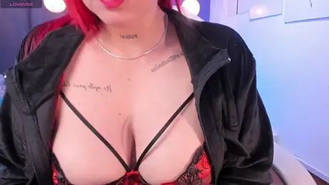 cami_rouxxx_ — Stripchat recorded stream image, 08.10.2025 23:20