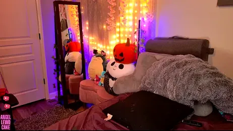 Angel-Lewd-Cake — Stripchat recorded stream screenshot (09 Oct 2025)