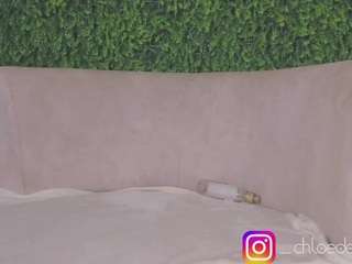 chloedee — Camsoda recorded stream image, 09.10.2025 12:20