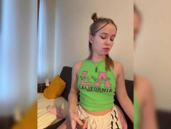 mariaaa-1 — Bongacams recorded stream image, 10.10.2025 03:50