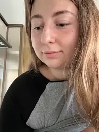 curvyflawless — Stripchat recorded stream screenshot (11 Oct 2025)