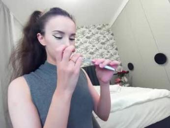 ehotlovea — Chaturbate recorded stream image, 20.02.2025 00:40