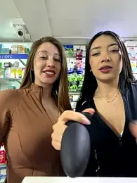 roouse — Stripchat recorded stream image, 11.10.2025 23:40