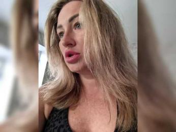 goddesssssss — Bongacams recorded stream screenshot (13 Oct 2025)