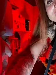 Etwas_neugierig — Stripchat recorded stream screenshot (13 Oct 2025)