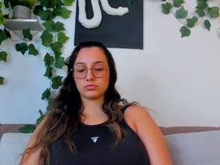 nataliepeterson — Camsoda recorded stream image, 14.10.2025 13:50