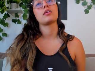 nataliepeterson — Camsoda recorded stream image, 14.10.2025 13:50
