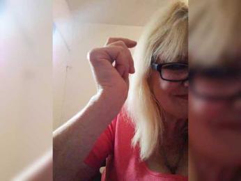 BoloshkaBlonda — Bongacams recorded stream screenshot (14 Oct 2025)