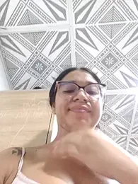 -VICKKY — Stripchat recorded stream image, 20.02.2025 13:40