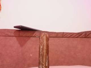 mssbombom — Camsoda recorded stream image, 15.10.2025 03:00