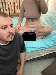 MrMrsRight — Stripchat recorded stream image, 15.10.2025 08:40