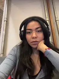 PetitLumiere — Stripchat recorded stream image, 15.10.2025 20:50
