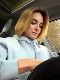 -AngelAri- — Stripchat recorded stream image, 15.10.2025 21:00