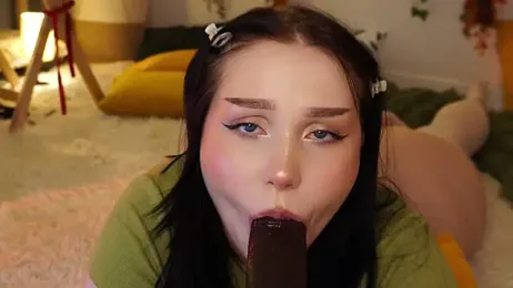 ScarletBlaze — Stripchat recorded stream image, 16.10.2025 17:40