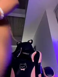 Your_Paris — Stripchat recorded stream image, 16.10.2025 22:40