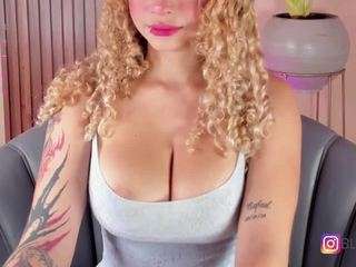 kenay-fox — Camsoda recorded stream image, 17.10.2025 04:50