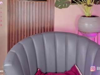 kenay-fox — Camsoda recorded stream image, 17.10.2025 04:50