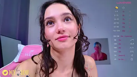 MyLoulaby — Stripchat recorded stream screenshot (17 Oct 2025)