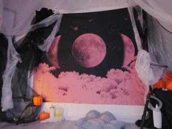 mollyflwers — Chaturbate recorded stream screenshot (17 Oct 2025)