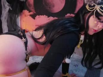 mollyflwers — Chaturbate recorded stream screenshot (17 Oct 2025)