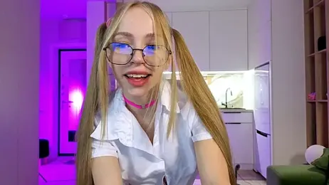 BritaKiss — Stripchat recorded stream screenshot (18 Oct 2025)