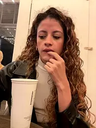 alana15 — Stripchat recorded stream image, 18.10.2025 21:20