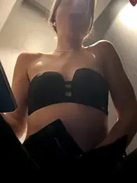 ValenciaShock — Stripchat recorded stream image, 19.10.2025 06:50