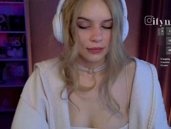 fymryn — Bongacams recorded stream image, 19.10.2025 10:50