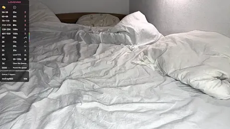 FruityXo — Stripchat recorded stream screenshot (20 Oct 2025)