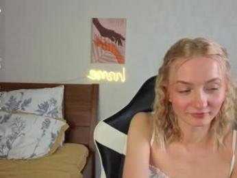 minnietammy — Chaturbate recorded stream screenshot (20 Oct 2025)