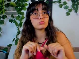 nataliepeterson — Camsoda recorded stream image, 21.10.2025 21:10