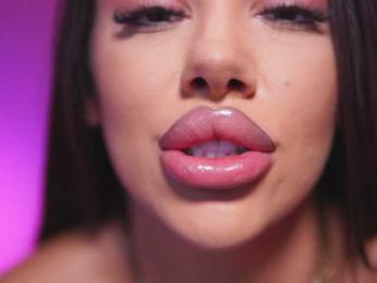 NatyDesiree — Bongacams recorded stream image, 21.02.2025 05:10