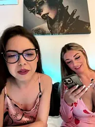 IsabellaEtthan — Stripchat recorded stream image, 22.10.2025 17:40