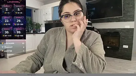 Layla- — Stripchat recorded stream image, 21.02.2025 10:40