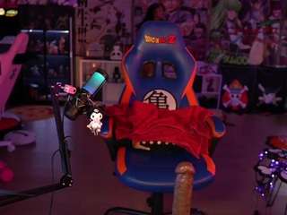 lovenzia — Camsoda recorded stream image, 24.10.2025 03:10