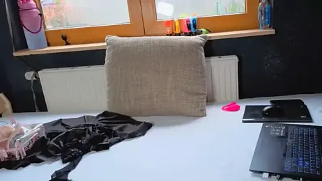 SherryOutdoor1 — Stripchat recorded stream image, 24.10.2025 07:40